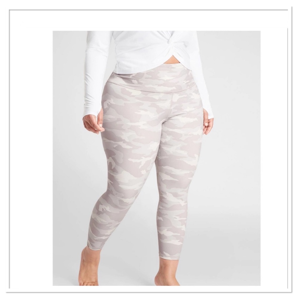 Athleta Women’s Plus Size Elation Camo 7/8 Tight Leggings 3X